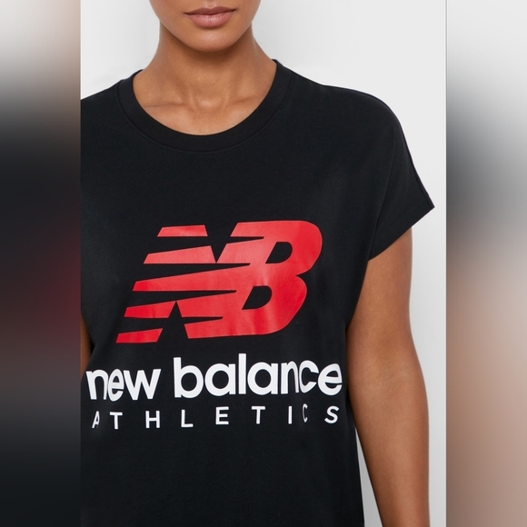 🖤😍 BNWT New Balance Essential Icon Sporty T-Shirt Dress Black M L - Picture 3 of 8